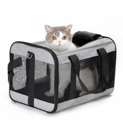 Portable pet carrier bag